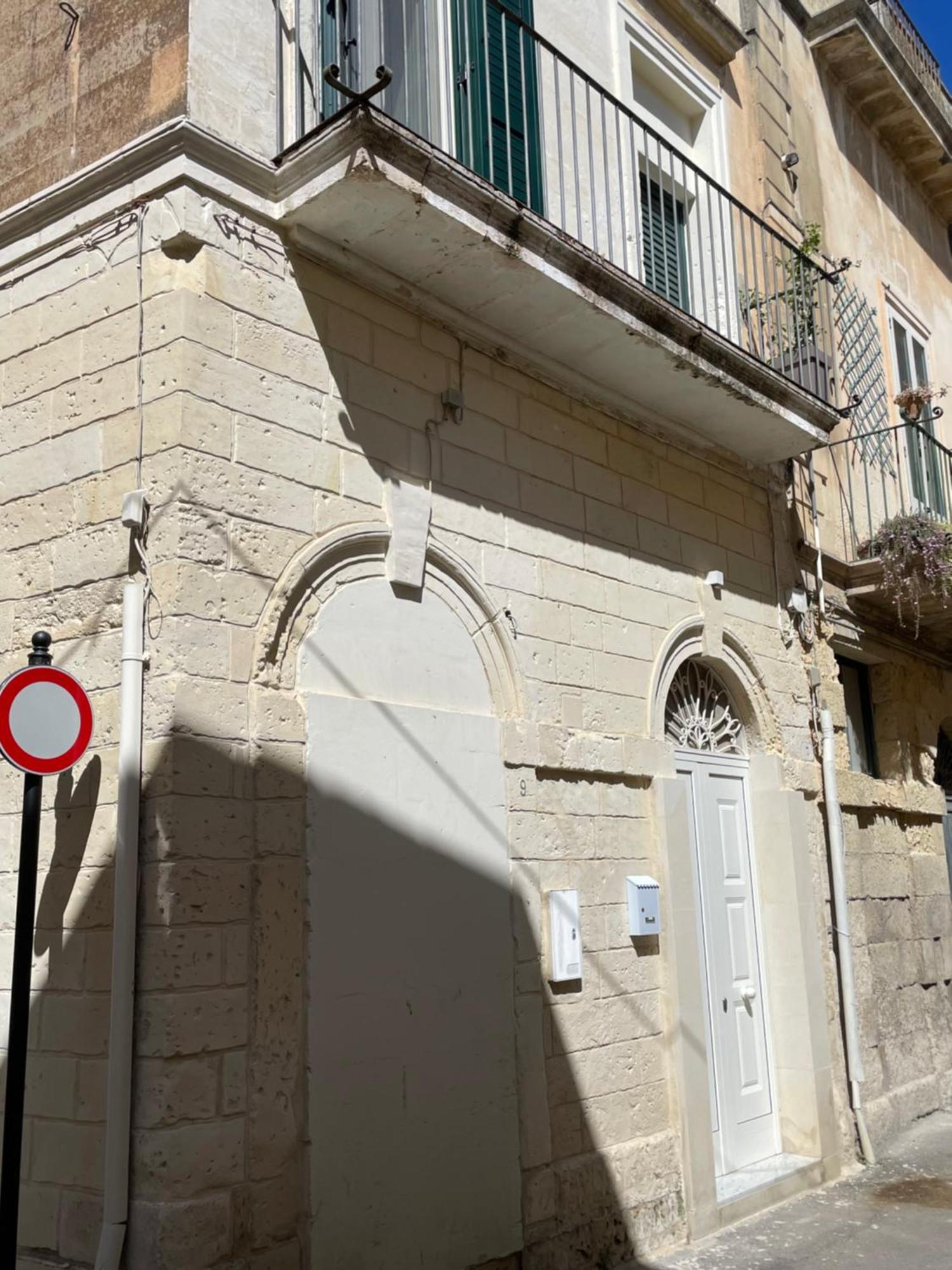 Appartement Casa Caracciolo à Lecce Extérieur photo